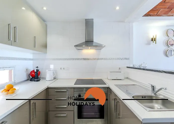 #326 Vista Mar By Holidays * Albufeira